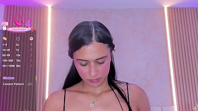 ZOEBARLOWE online show from 10-18-25, 06:08