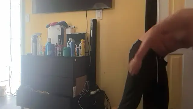 kSwisssxxx online show from 10-12-25, 05:34