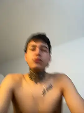 samm4044 online show from 04-28-26, 08:36