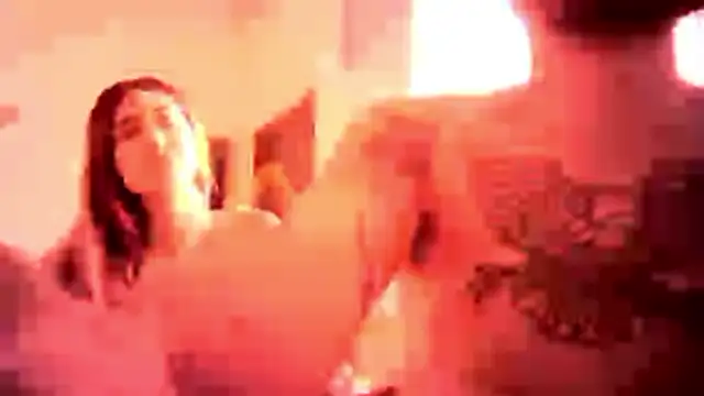 parejajuguetona420 online show from 12-18-25, 08:59