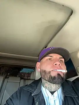 Snapshot of crazybarber69 chatting on 01-17-26, 05:16 crazybarber69 online show from 01-17-26, 05:16