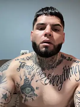 Snapshot of crazybarber69 chatting on 02-19-26, 05:53 crazybarber69 online show from 02-19-26, 05:53