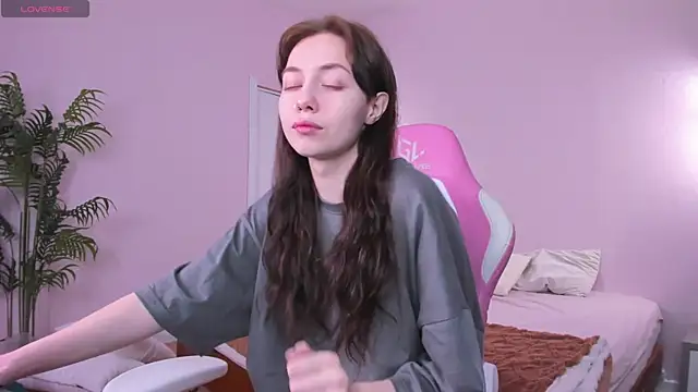 Skelerata online show from 10-13-25, 01:05