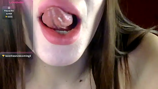 Cassie Pinkkk online show from 11-13-25, 05:23