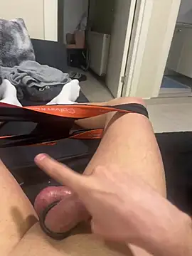 merdo02 online show from 04-21-26, 12:00