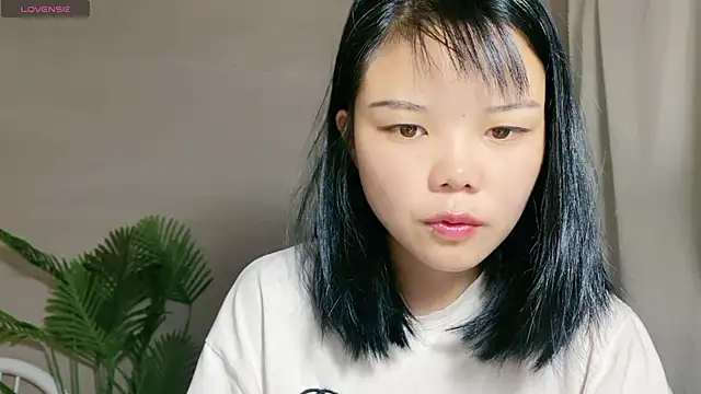 Snapshot of masubabe chatting on 10-20-25, 04:24 masubabe online show from 10-20-25, 04:24