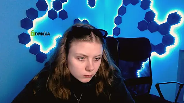 foxy tease  online show from 11-28-25, 10:51