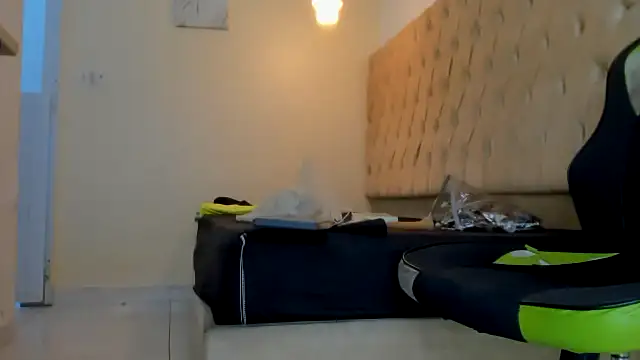 Snapshot of Darkknightx01 chatting on 10-30-25, 02:02 Darkknightx01 online show from 10-30-25, 02:02