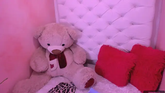 eimy skinny  online show from 05-13-26, 01:19