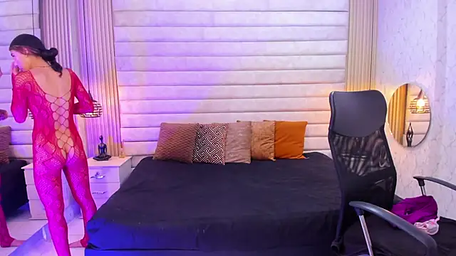 VictoriaaBlair online show from 04-22-26, 07:59