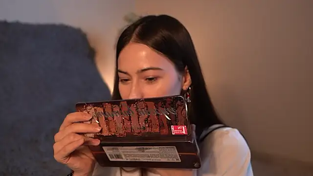 ywixos online show from 12-22-25, 01:19