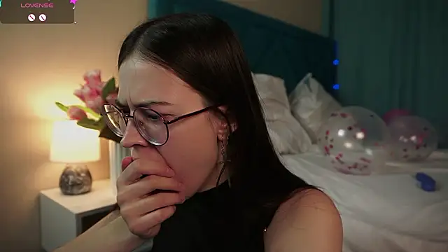 ywixos online show from 03-03-26, 02:45