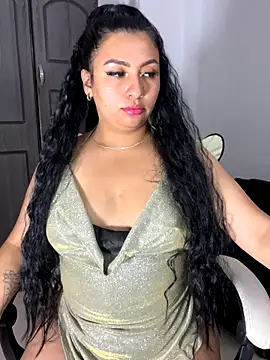 Snapshot of Issa_Santana chatting on 10-08-25, 07:55 Issa Santana online show from 10-08-25, 07:55