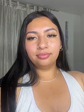 Snapshot of Issa_Santana chatting on 05-28-26, 11:24 Issa Santana online show from 05-28-26, 11:24