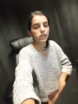 SweetMelodyZ online show from 11-21-25, 05:44