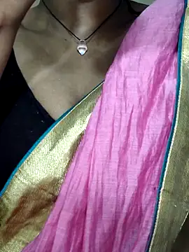 Snapshot of Hotty_Sonali chatting on 09-24-25, 03:10 Hotty Sonali online show from 09-24-25, 03:10