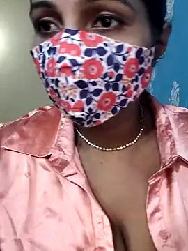 Snapshot of Hotty_Sonali chatting on 10-06-25, 03:20 Hotty Sonali online show from 10-06-25, 03:20