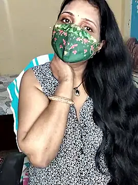 Hotty Sonali online show from 12-18-25, 05:52