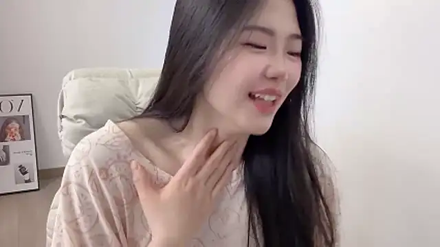 suki-1 online show from 04-19-26, 10:03