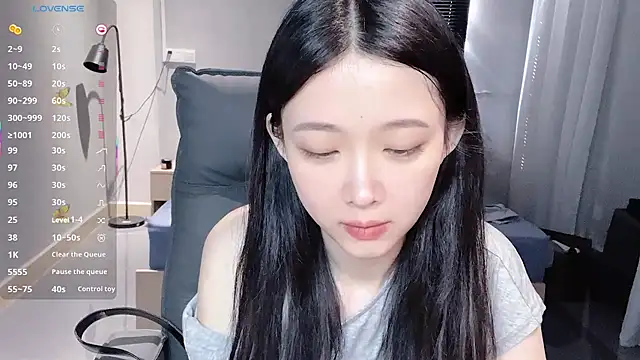 NiNi-baby520 online show from 10-11-25, 07:18