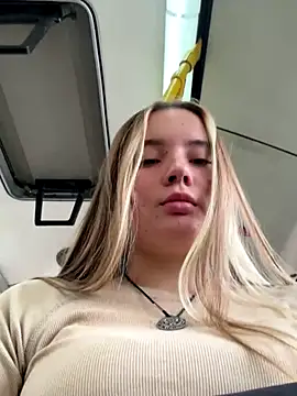 StephanieMur online show from 09-22-25, 03:52