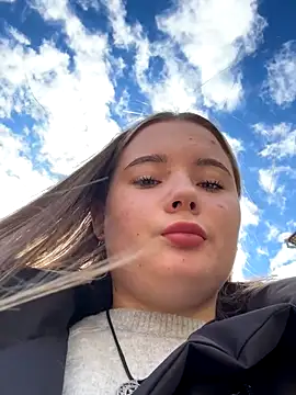 StephanieMur online show from 10-01-25, 05:46