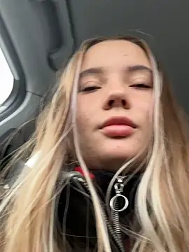 StephanieMur online show from 10-07-25, 04:20