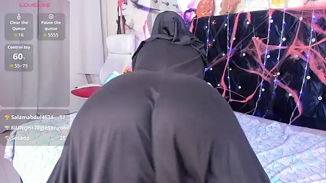 Snapshot of Dana-Alabi chatting on 10-20-25, 01:55 Dana-Alabi online show from 10-20-25, 01:55