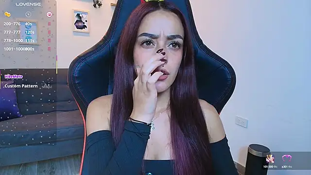 ViolethRosse online show from 10-10-25, 08:08