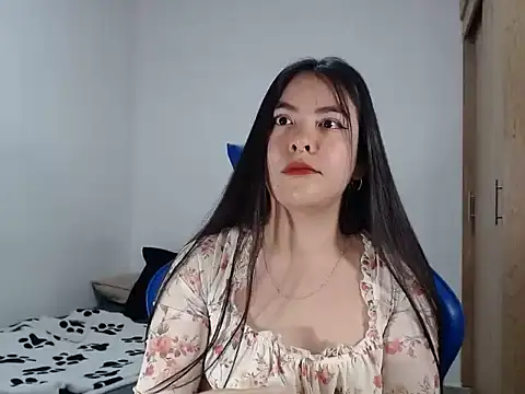 EloiseJun online show from 09-11-25, 10:32