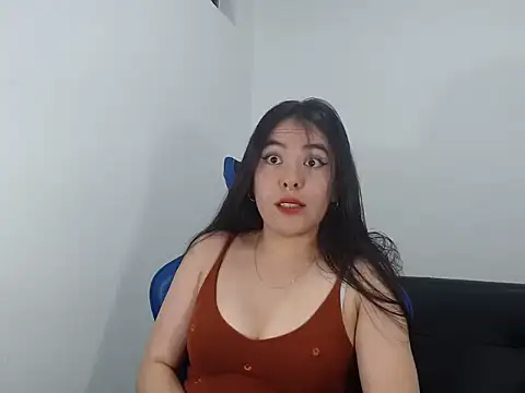 EloiseJun online show from 10-06-25, 02:20