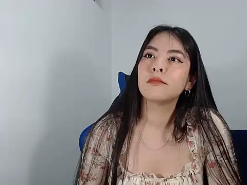 EloiseJun online show from 11-12-25, 04:46