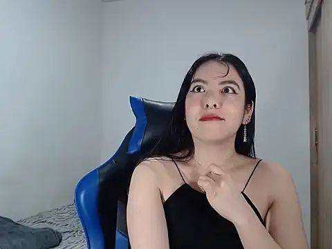 EloiseJun online show from 02-12-26, 06:30