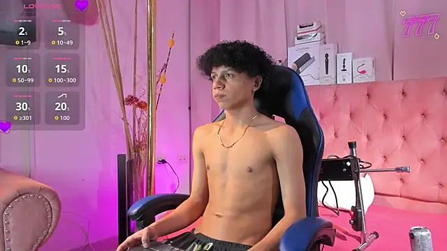  taylor black online show from 04-07-26, 09:37