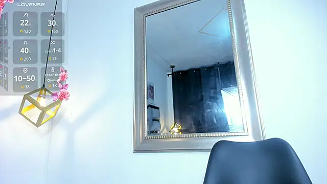 lianfox  online show from 10-31-25, 12:50