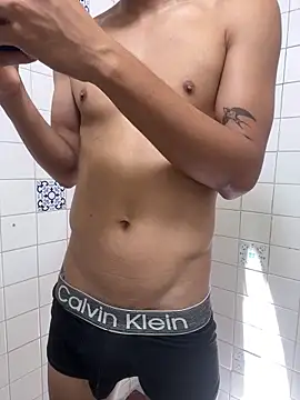 Diego nicky1 online show from 09-25-25, 04:21