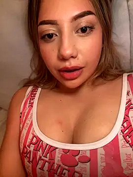 Snapshot of MissCat_ chatting on 10-10-25, 02:32 MissCat  online show from 10-10-25, 02:32