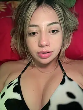 MissCat  online show from 11-16-25, 02:06