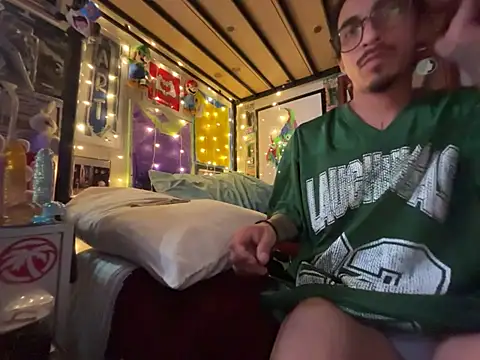 bigdickkane300 online show from 05-15-26, 06:42