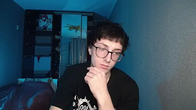 8goat online show from 12-05-25, 03:04