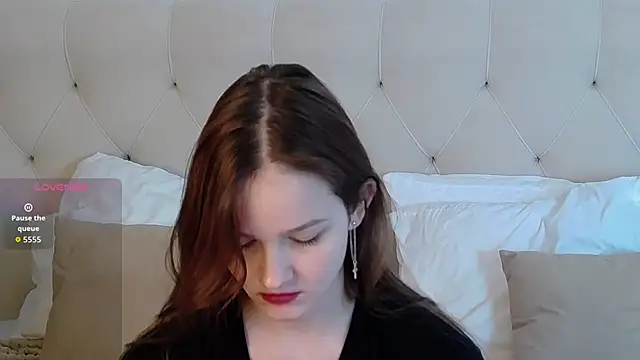 MichelleRoux online show from 03-10-26, 08:25