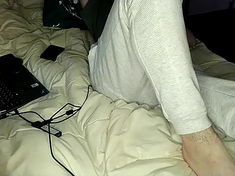 Snapshot of bul_boy chatting on 02-26-26, 07:35 bul boy online show from 02-26-26, 07:35