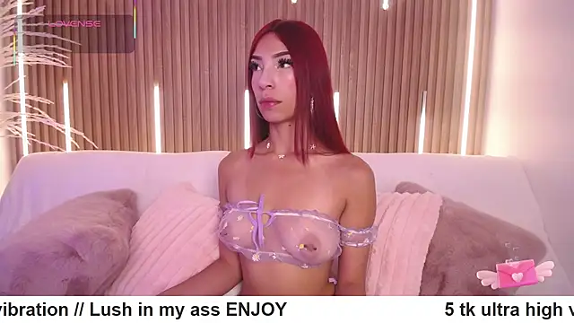 Snapshot of MylaDreams chatting on 09-17-25, 03:19 MylaDreams online show from 09-17-25, 03:19