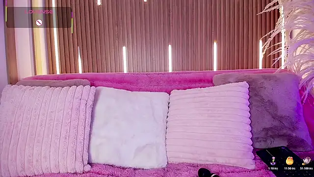 Snapshot of MylaDreams chatting on 11-07-25, 03:28 MylaDreams online show from 11-07-25, 03:28