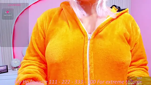 hinata dolly online show from 10-14-25, 11:22