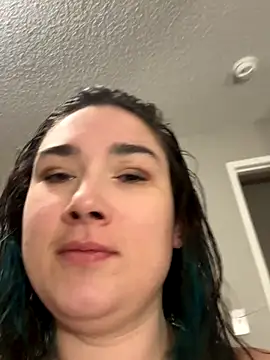 Snapshot of paigeycakes chatting on 12-05-25, 04:47 paigeycakes online show from 12-05-25, 04:47