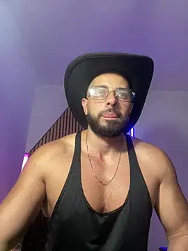 Snapshot of magnumchris chatting on 02-20-26, 11:49 magnumchris online show from 02-20-26, 11:49