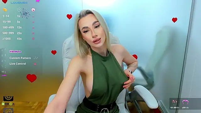 Snapshot of aileen_williams chatting on 03-08-25, 07:49 aileen williams online show from 03-08-25, 07:49