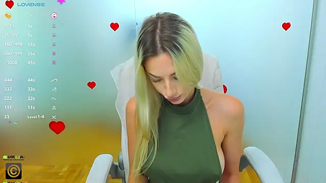 Snapshot of aileen_williams chatting on 09-09-25, 08:14 aileen williams online show from 09-09-25, 08:14