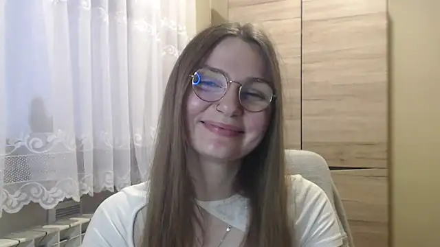 LooveELLYx online show from 01-03-25, 07:49